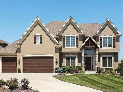 10521 N Michigan Ave, Kansas City, MO, 64155