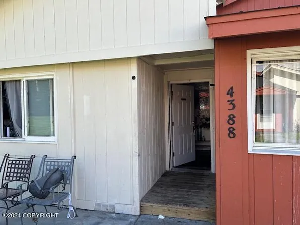 4388 Reka Dr, Anchorage, AK 99508