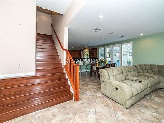 5th image of 7386 Great Victoria Ave