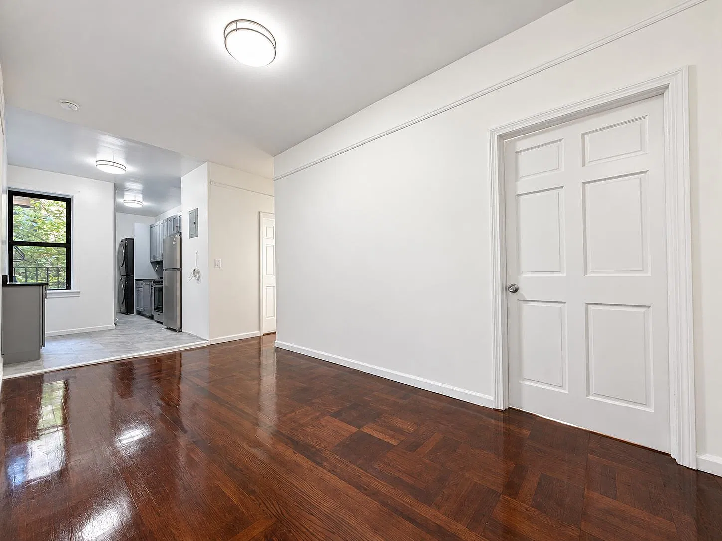 121 Bennett Avenue — Photo 2