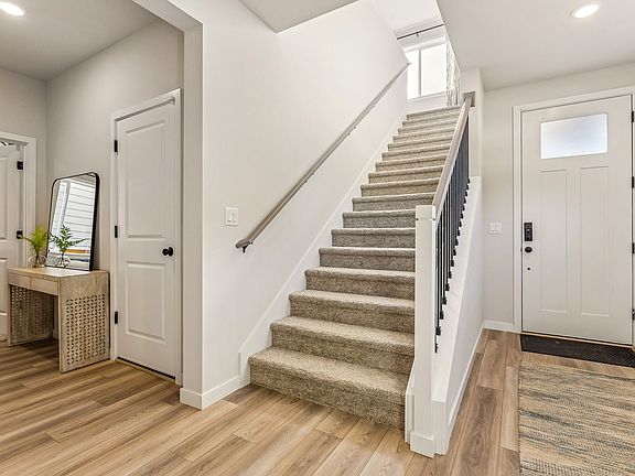 3rd image of 8704 126th Street Ct E