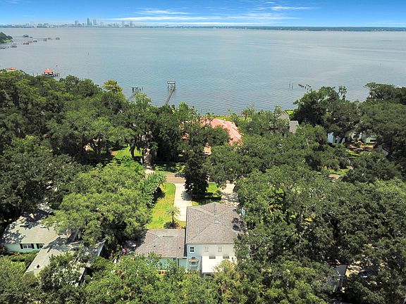 3rd image of 4568 Ortega Blvd