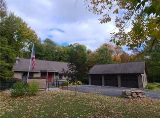 26 Schilly Rd, Central Square, NY 13036