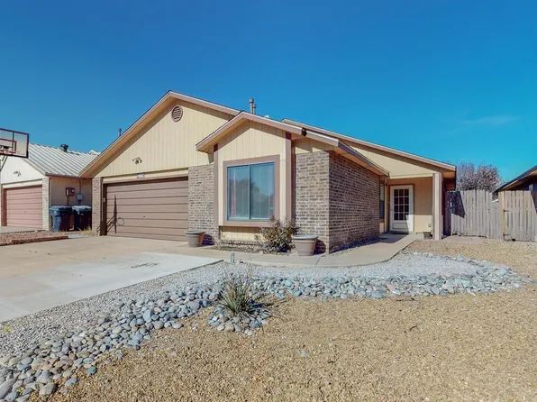 7719 San Augustine St NW, Albuquerque, NM 87120