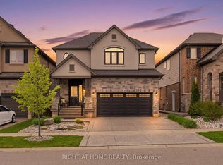 33 Vic Chambers Pl, Brant, ON N3L0E6