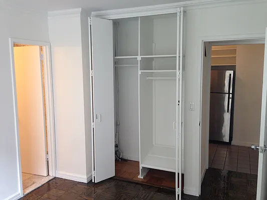 Rented by Peter Ashe | media 9