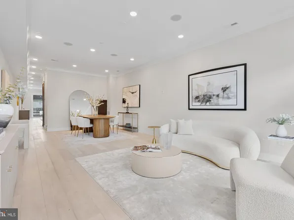 3554 13th St NW #Penthouse 2, Washington, DC 20010