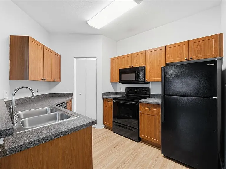 2249 Portofino Pl #2217 — Photo 4