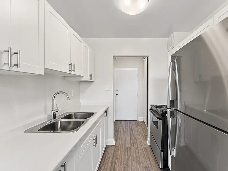 67 N Park St — Photo 21