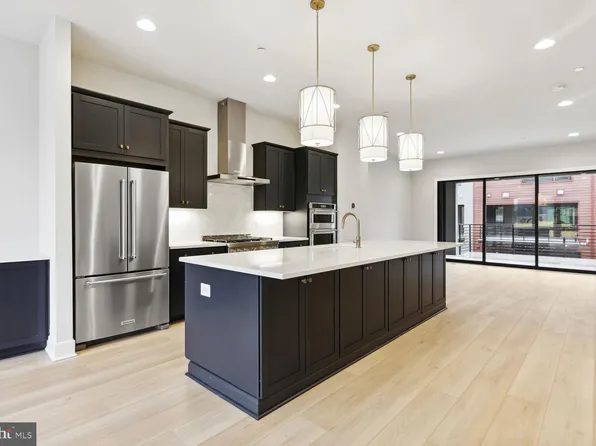 9762 Windflower Way, Bethesda, MD 20817