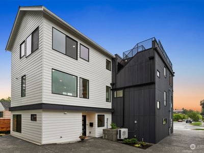 5132 48th Avenue S #B, Seattle, WA, 98118