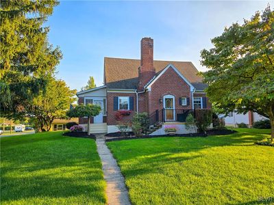 48 Kessler St, Nazareth, PA, 18064