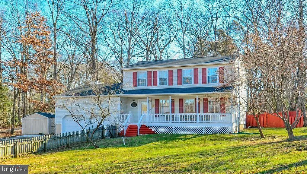 1527 Park Ln photo 1