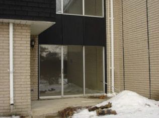 8721 Kennedy Cir, Warren, MI 48093