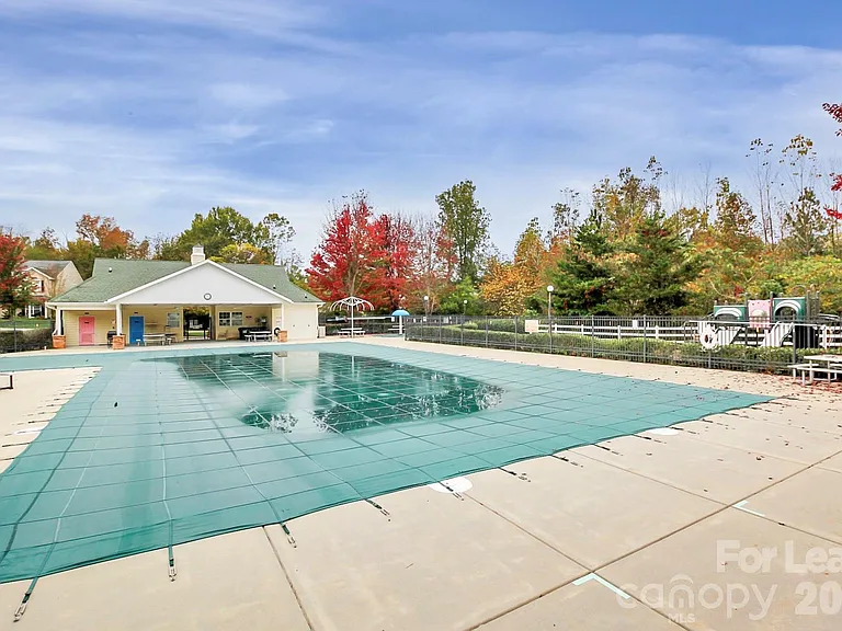 3415 Fallowbrook Forest Dr — Photo 25