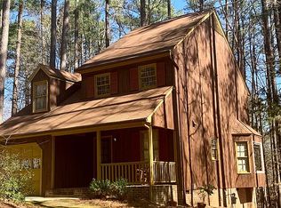 6408 Lakeway Dr, Raleigh, NC 27612