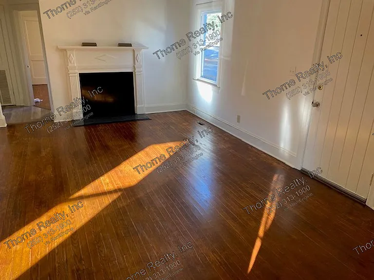 1201 Tarboro St — Photo 6