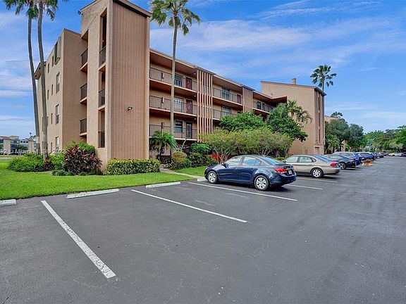 3rd image of 7431 NW 1st St APT 402