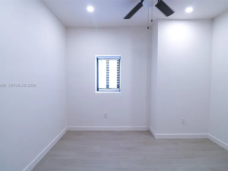 221 SW 11th Ave #2 — Photo 6
