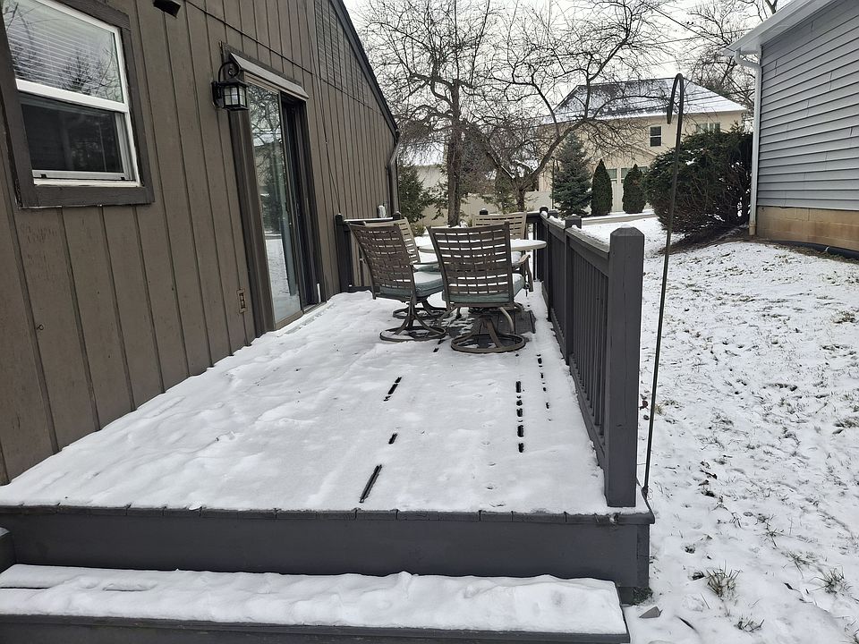 Deck off the dining area