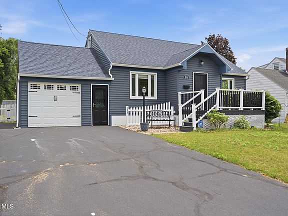 2nd image of 1022 Riggi Avenue
