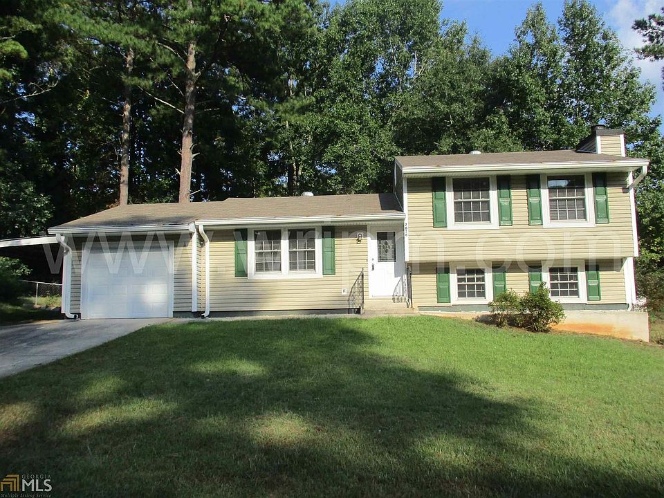 2nd image of 7616 Suwannee Ct