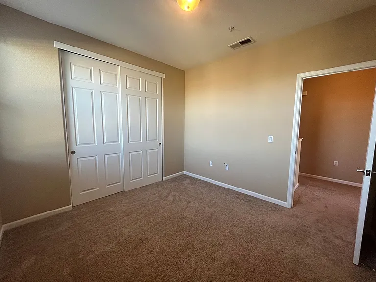 50 Regency Park Cir #11112 — Photo 16