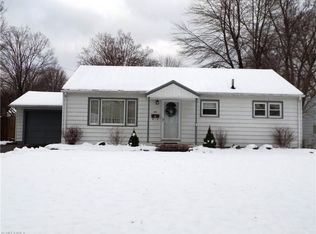 717 Sheldon St, Ravenna, OH 44266