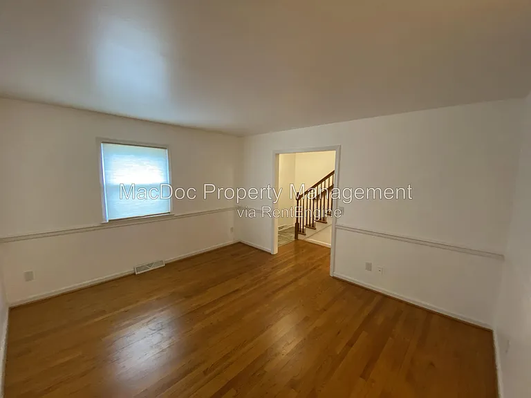 431 Ridgemore St — Photo 5