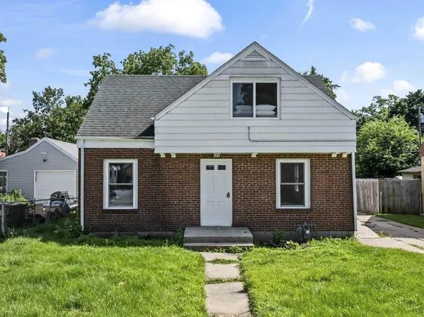 2916 Ridgeway Ave, Rockford, IL 61101