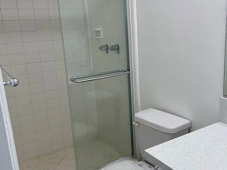 1343 Carmelina Ave #10 — Photo 3
