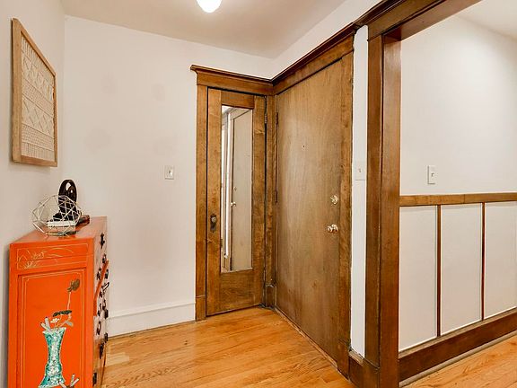 5th image of 5125 N Winthrop Ave APT 1F