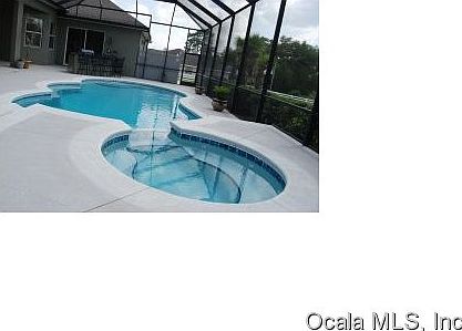 4th image of 5740 NE 61st Ct