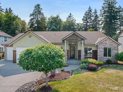 6214 213th Avenue Ct E, Lake Tapps, WA, 98391