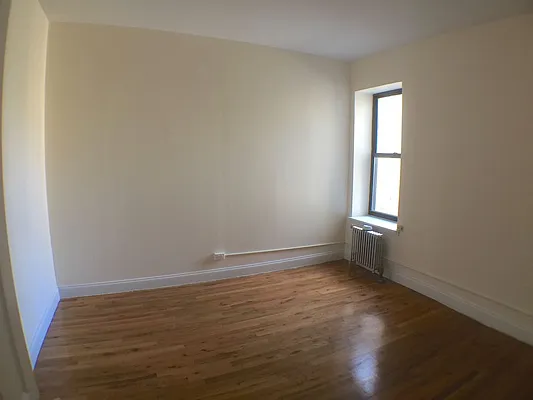 Rented by Newcastle Realty Services | media 23