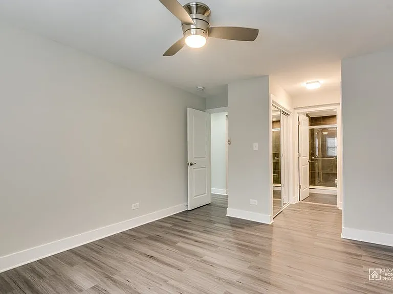 450-508 W Aldine Ave — Photo 4