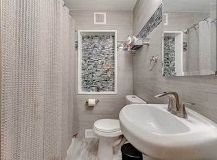 1669 Hyacinth Ave E, Saint Paul, MN 55106