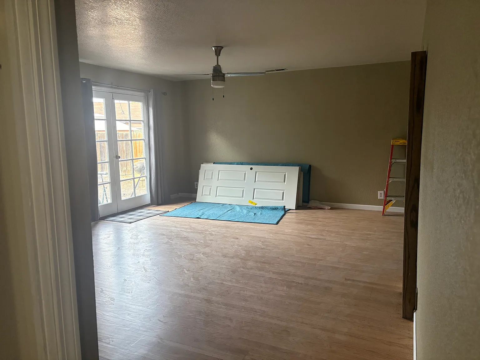 4 bed, 1443 sqft, $2,200 — Photo 4