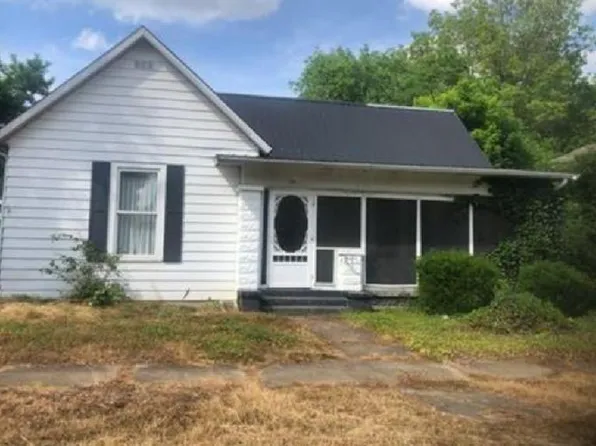 110 W 2nd Ave, Central City, KY 42330