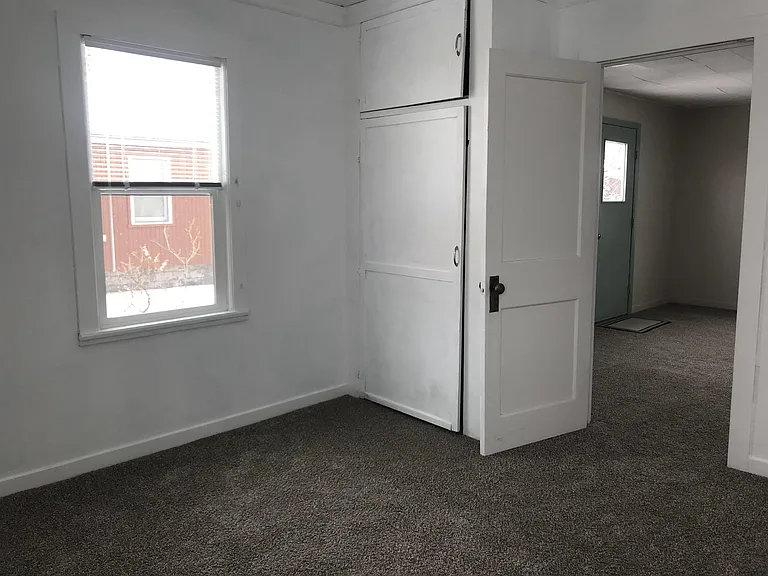 216 N Noble St — Photo 7