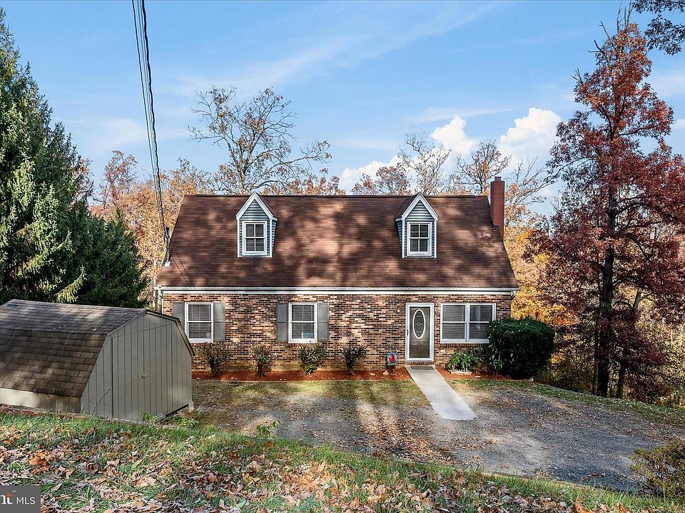 1st image of 66 Highland Park Ln