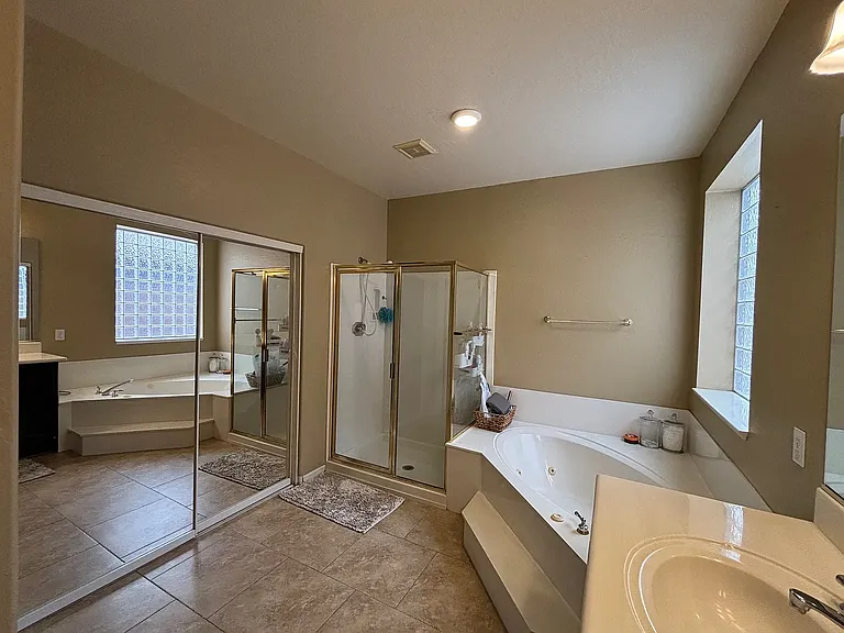 3136 E Brookwood Ct — Photo 16