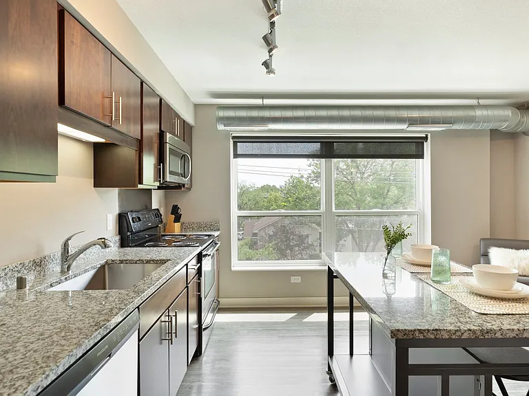 Spectrum Apartments & Townhomes — Photo 27