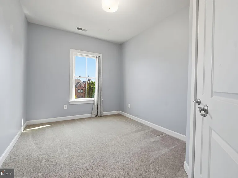 3604 Worthington Blvd — Photo 35