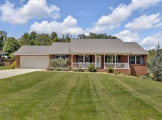 96 Ruby R Ct, Jonesborough, TN 37659