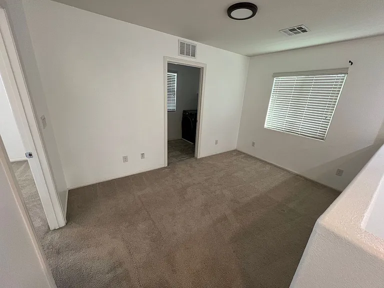 5693 Point Loma Ct — Photo 25