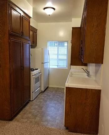 5th image of 11907 Gorham Ave APT 4