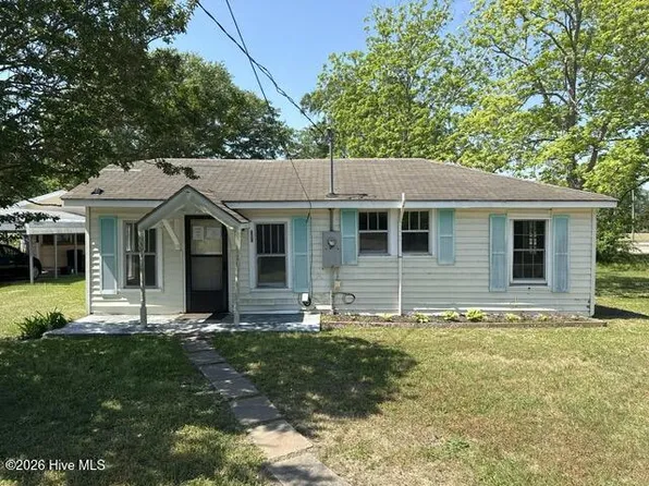 905 N C Street, Bridgeton, NC 28519
