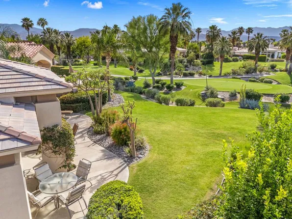 867 Arrowhead Dr, Palm Desert, CA 92211