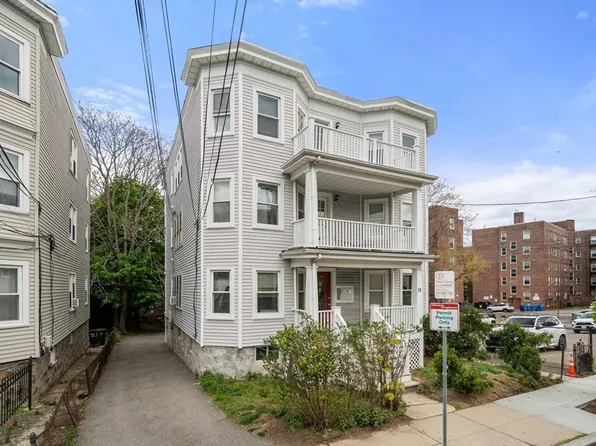 19 Claymoss Rd, Brighton, MA 02135